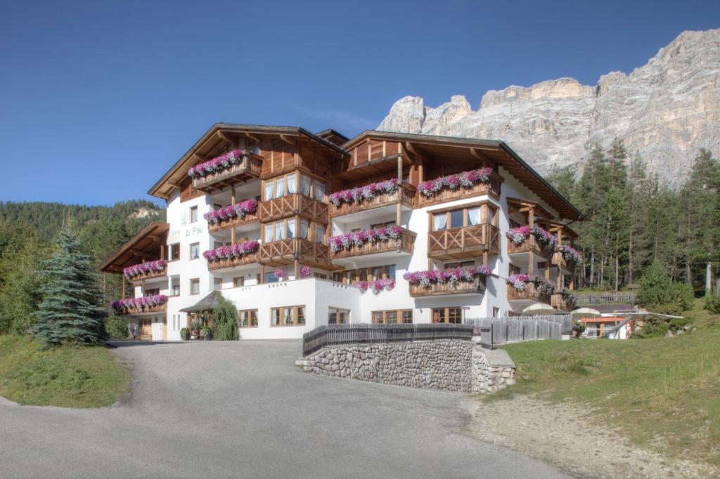 Hotel Ciasa Ai Pini - 1