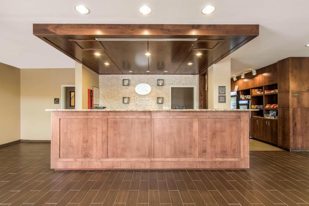 Comfort Suites Denver near Anschutz Medical Campus photo