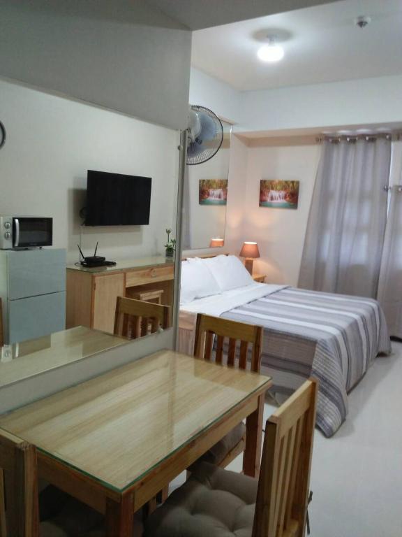 101 Newport Blvd Condotel, Manila