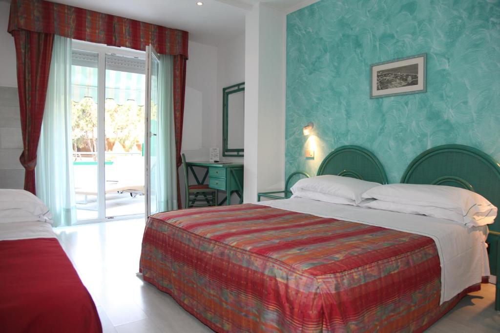 Hotel Soraya & Apartments - 4