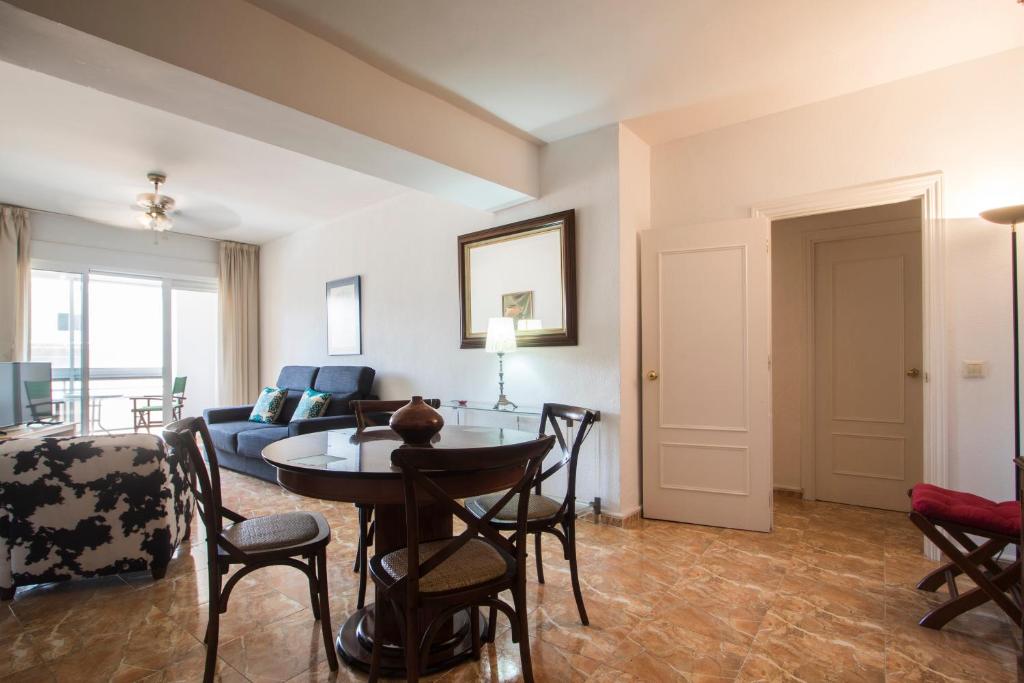 Alicante central and beach side apartment - 3