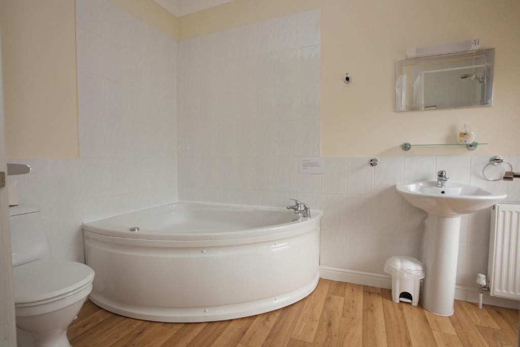 All Seasons Lodge Hotel photo