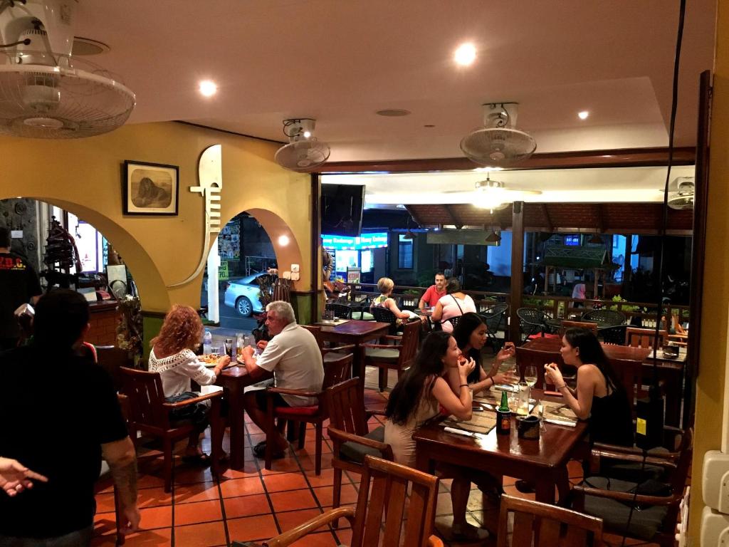 Restaurant, Casa E Mare Hotel in Phuket
