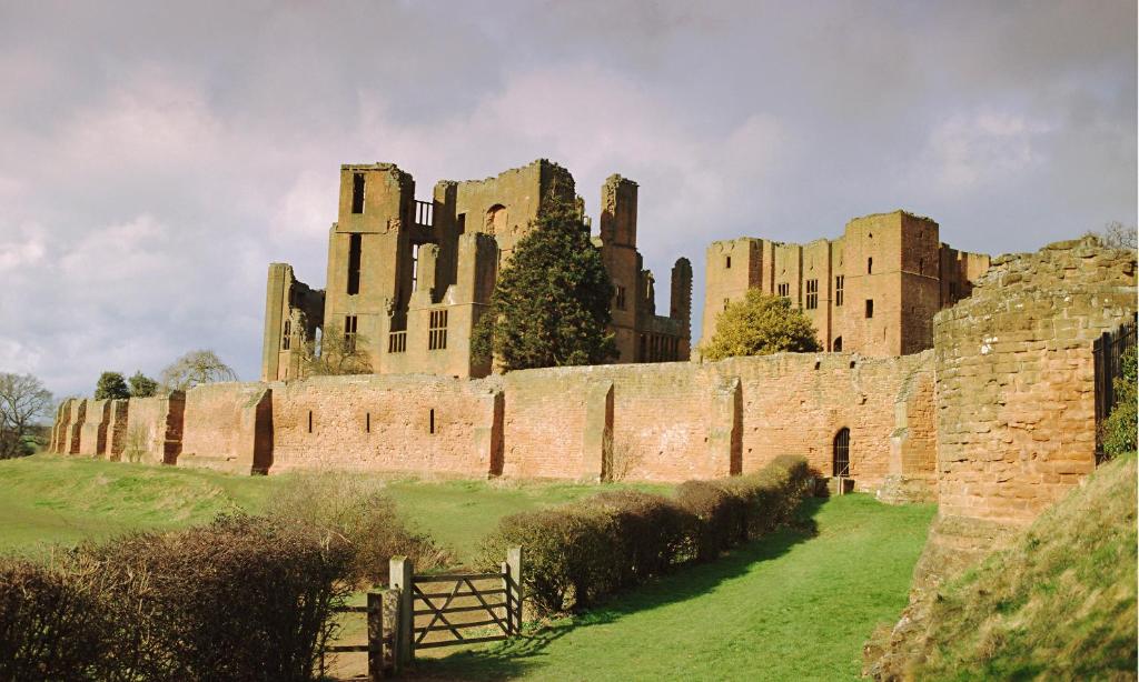 Kenilworth Cosy Castle View Apartment photo