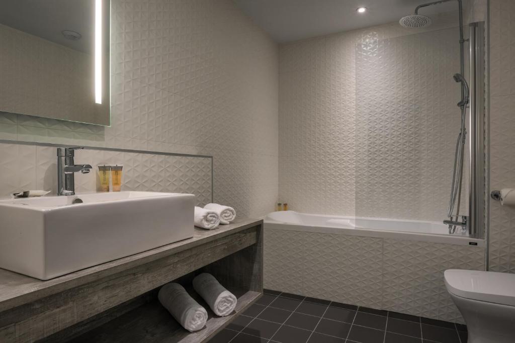 SOWELL HOTELS Les Chevaliers photo
