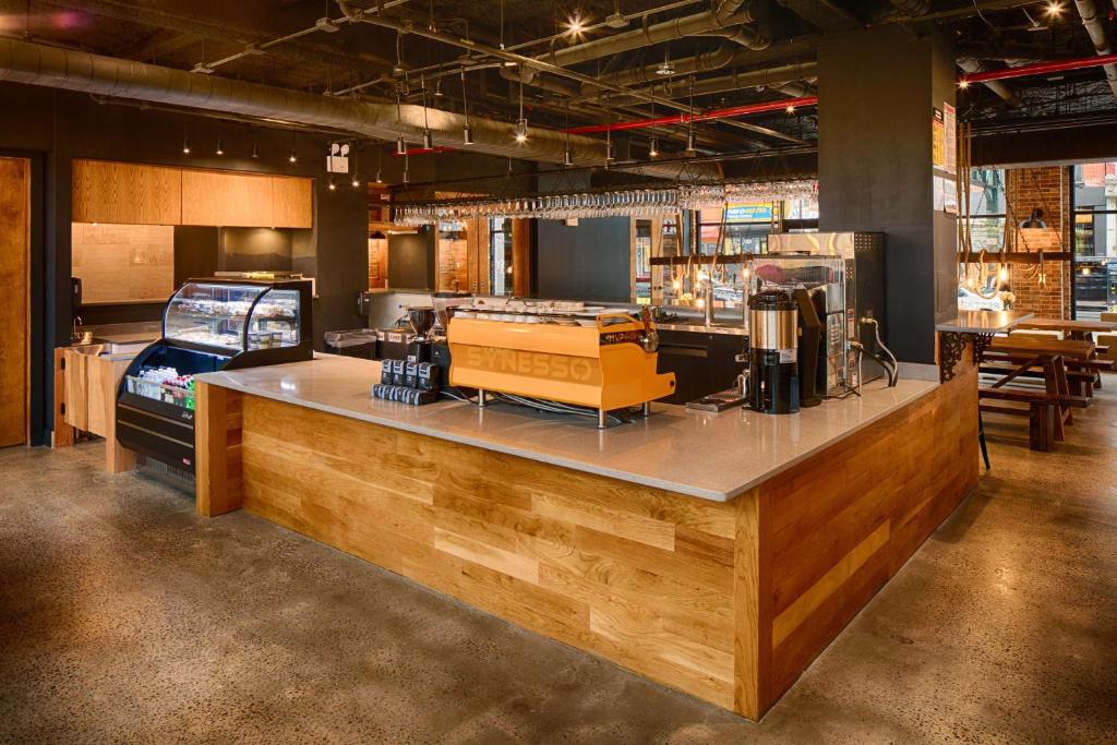 Hotel 1080 — Restaurant & bars in Brooklyn, New York State