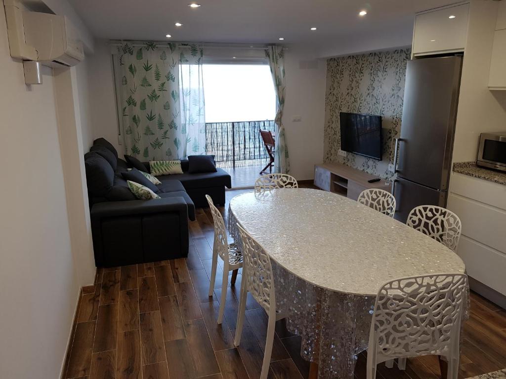 Apartamento de lujo en primera línea de la playa de Cullera con vistas al Castillo - 3