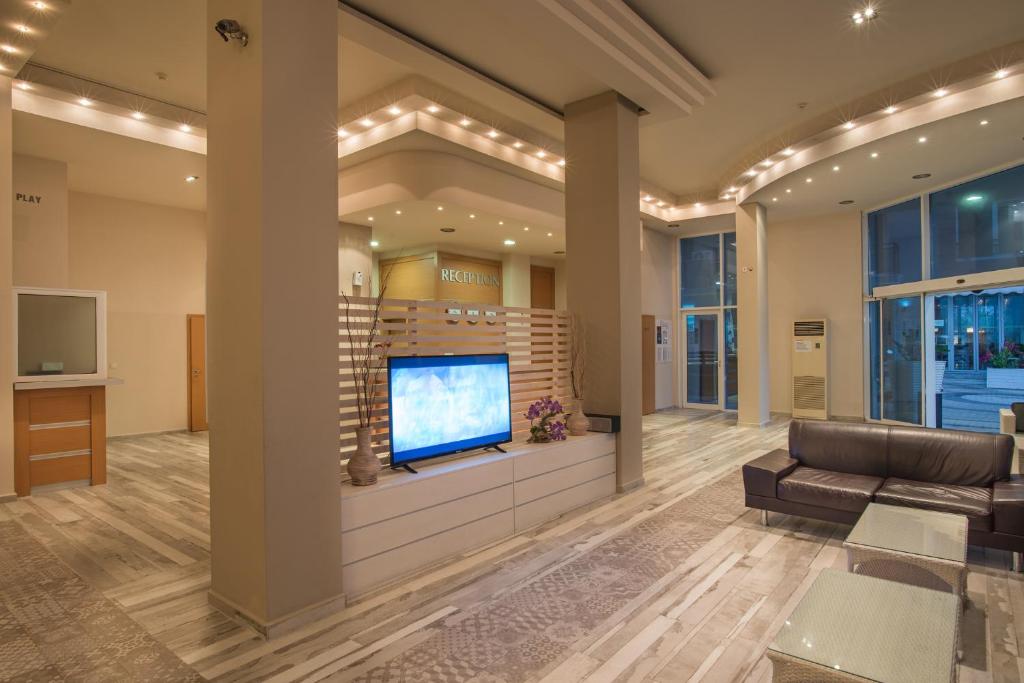 Hotel Eskada Beach photo