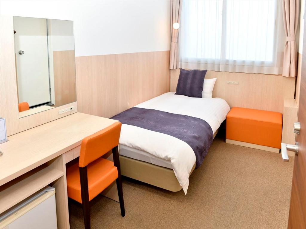 New Commander Hotel Osaka Neyagawa photo