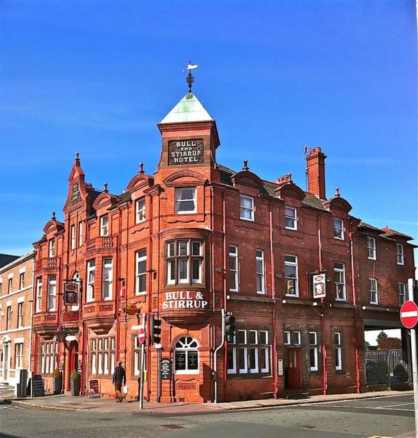 The Bull &amp; Stirrup Hotel Wetherspoon — Hotel in Chester