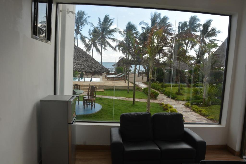 Villa Dahl Beach Resort photo