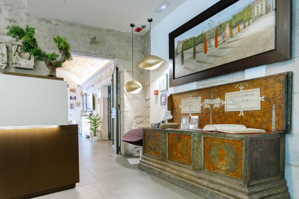 Hotel Museu Llegendes De Girona Photo 11
