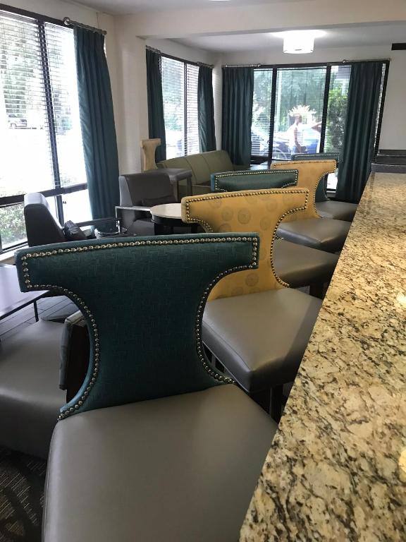 Wingate by Wyndham Charleston Coliseum