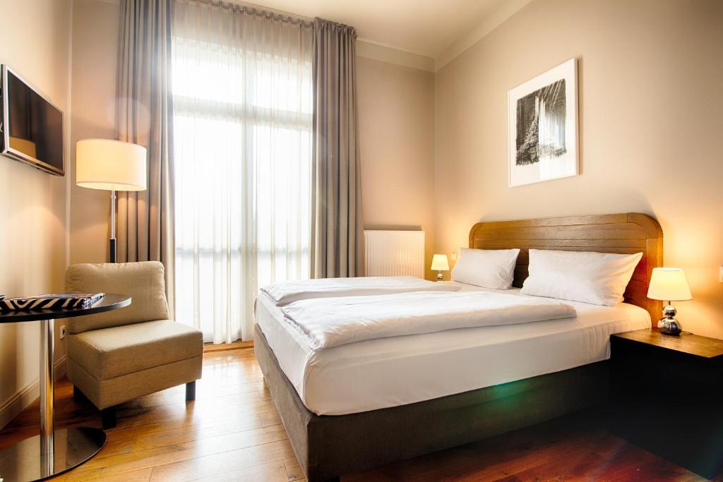 Hotel Room 3