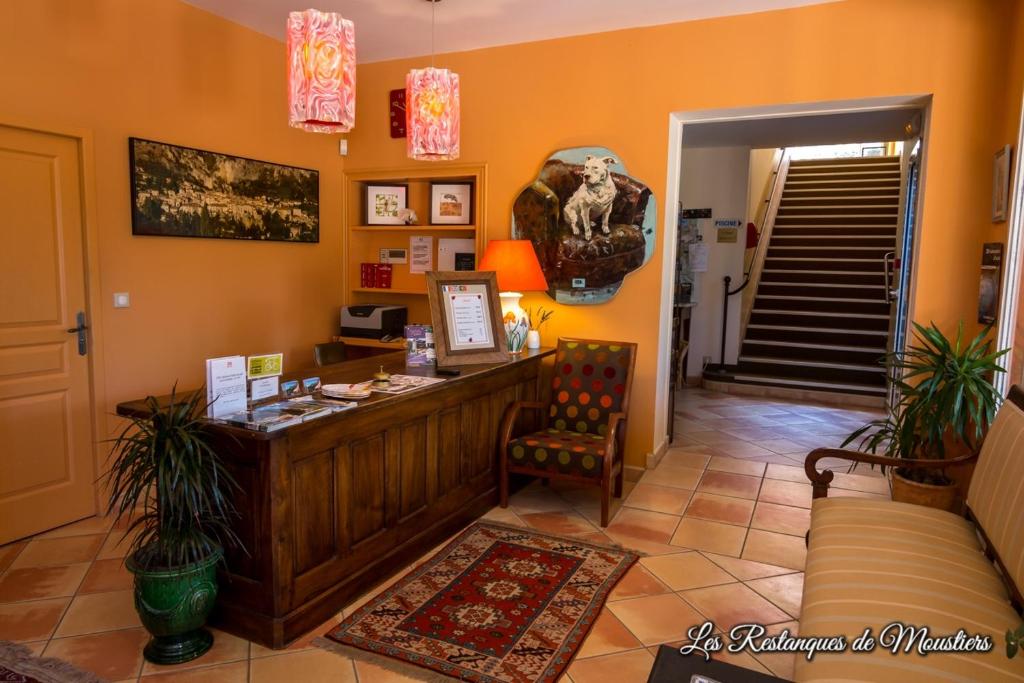 Hotel Les Restanques De Moustiers photo