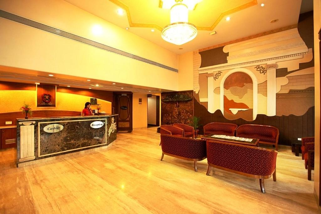 Hotel Brijwasi Royal photo