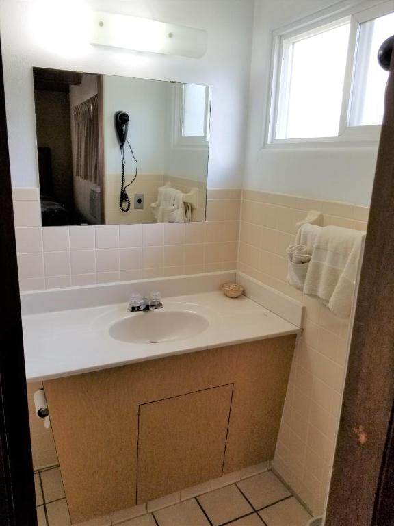 The Simplicity Inn photo