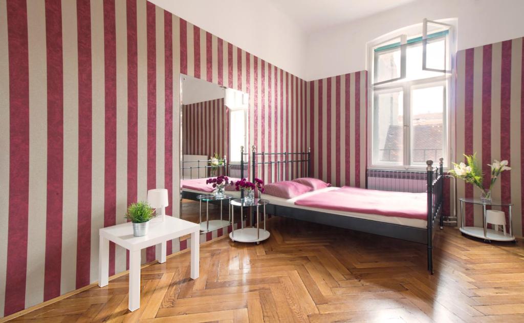 Guesthouse Centar 2 — Hotel in Zagreb