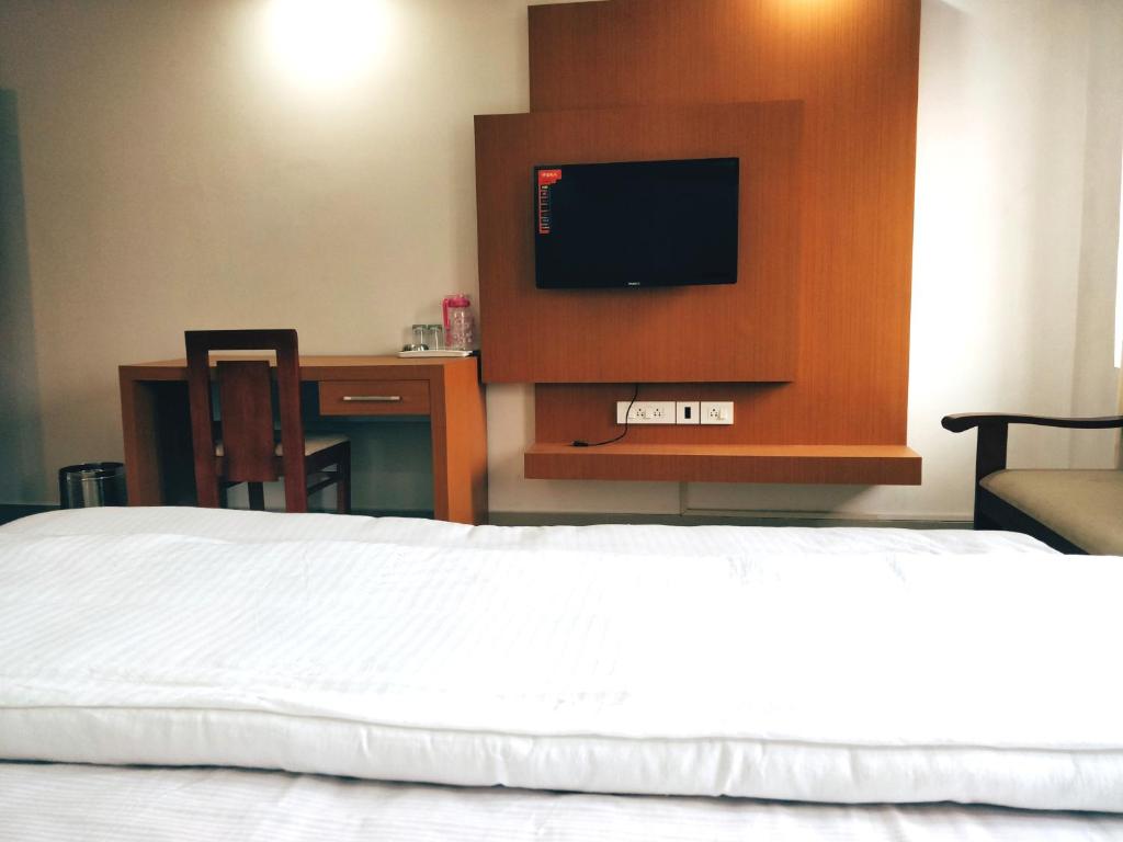 Prajapuri Hotel photo