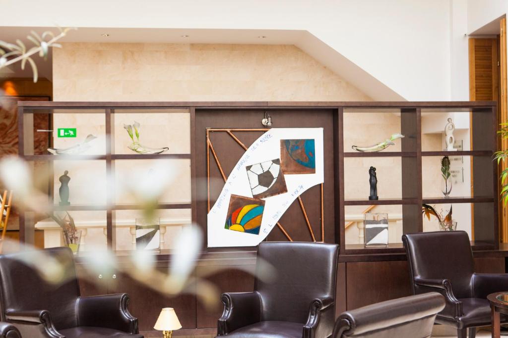 Progress Hotel Photo 16