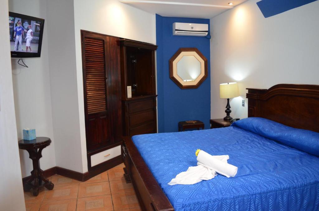 Sportsmens Lodge Hotel La Sportsmens Lodge Hotel La