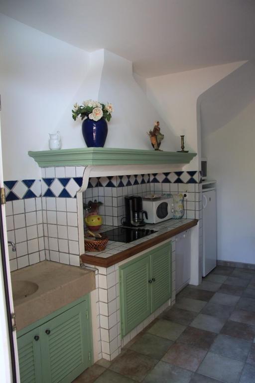Appartement Avec Patio Et Garage Centre Ville Et Plage - 3
