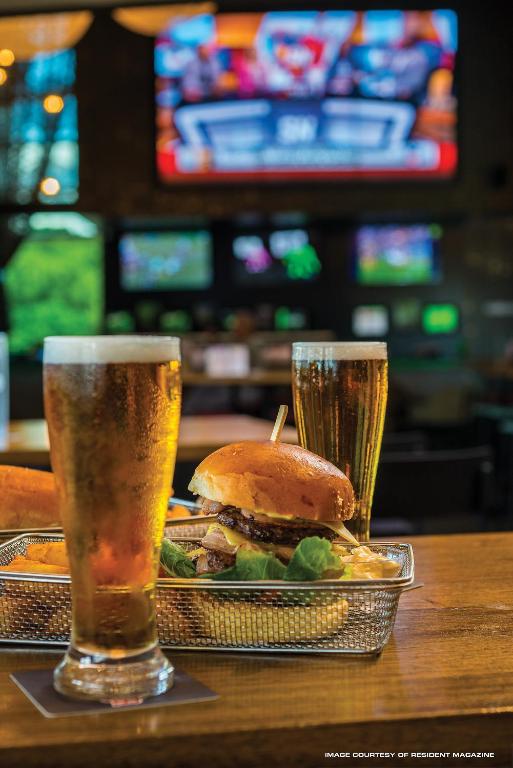 อาหารและเครื่องดื่ม