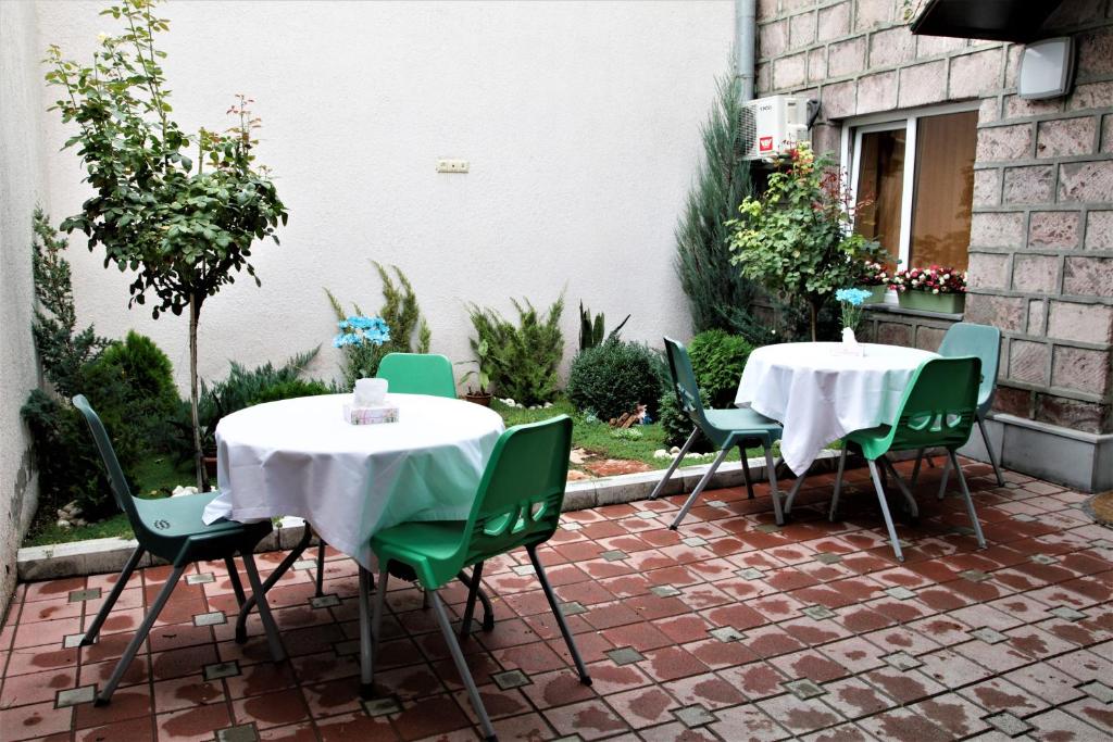 View, Albert House Hotel and Tours in Yerevan