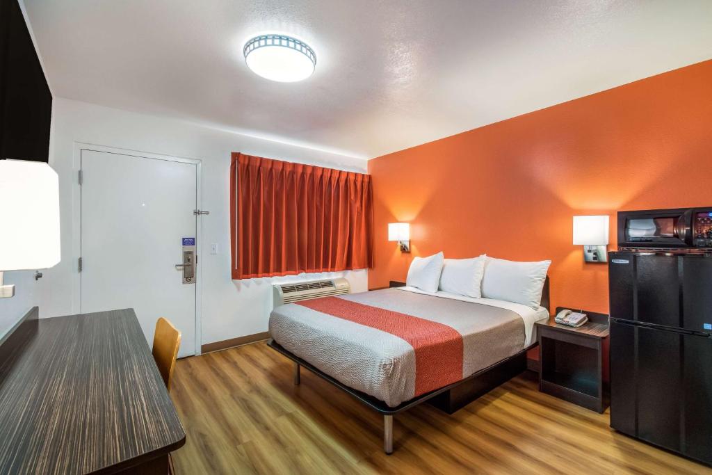 Motel 6-Youngtown, AZ - Phoenix - Sun City photo
