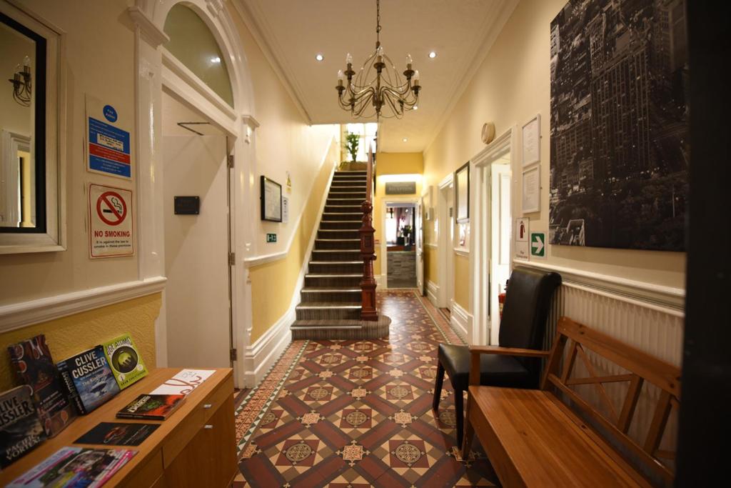 Victoria Park Hotel photo