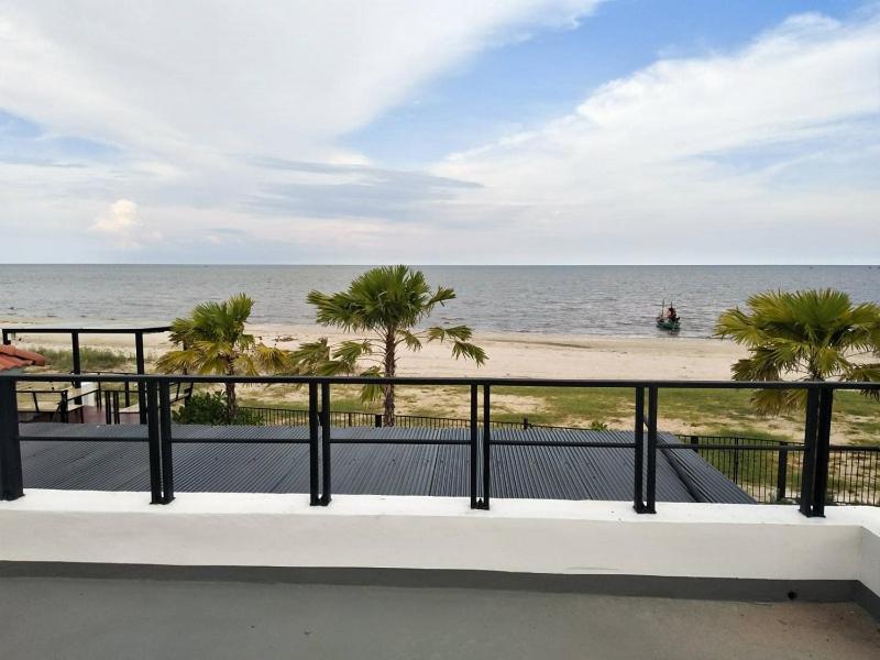 View, La Playa Pool Villa Beach Front Cha-am Huahin in Phetchaburi
