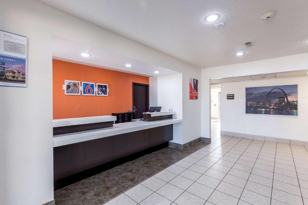 Motel 6-Troy, IL photo