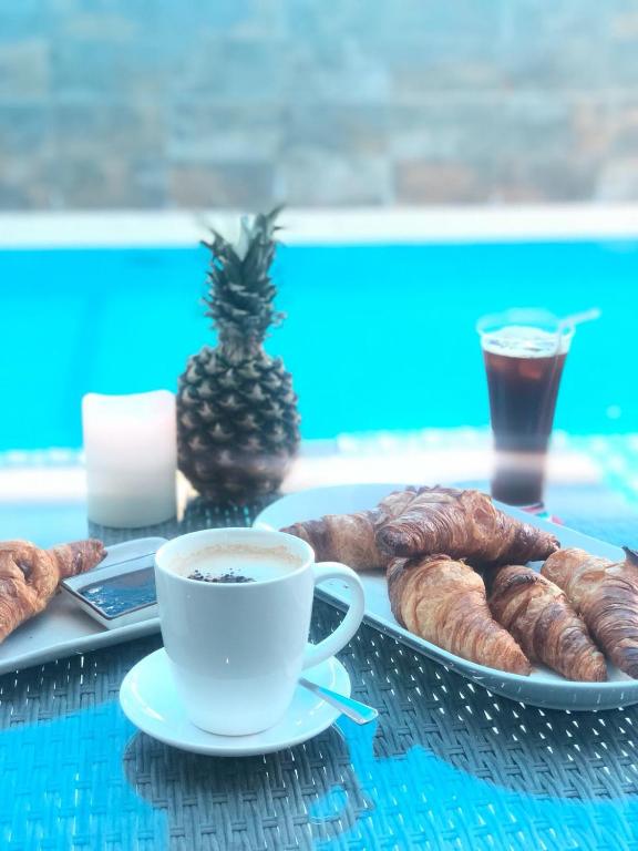 طعام و مشروبات