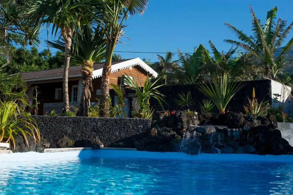 Hôtel Les Embruns Du Baril，位于Basse Vallée的酒店