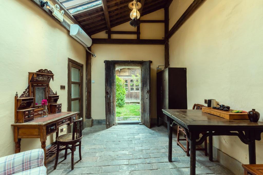 Pig's Boutique Hotel Bishan photo