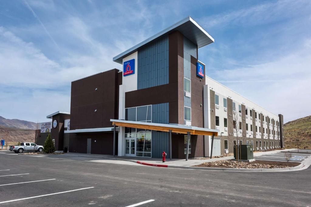 Studio 6-Mccarran, NV - Sparks - Tahoe - Reno Industrial Center — Hotel in Reno (NV)