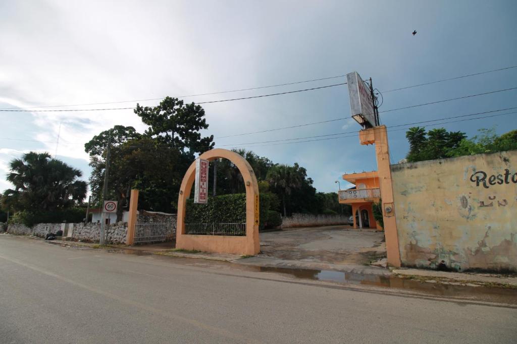 Hotel Bugambilias photo