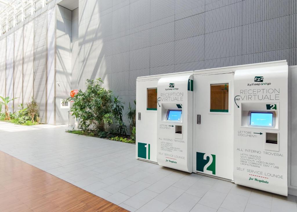 Resting Pods - ZzzleepandGo BGH Bergamo Hospital — Hotel in Treviolo