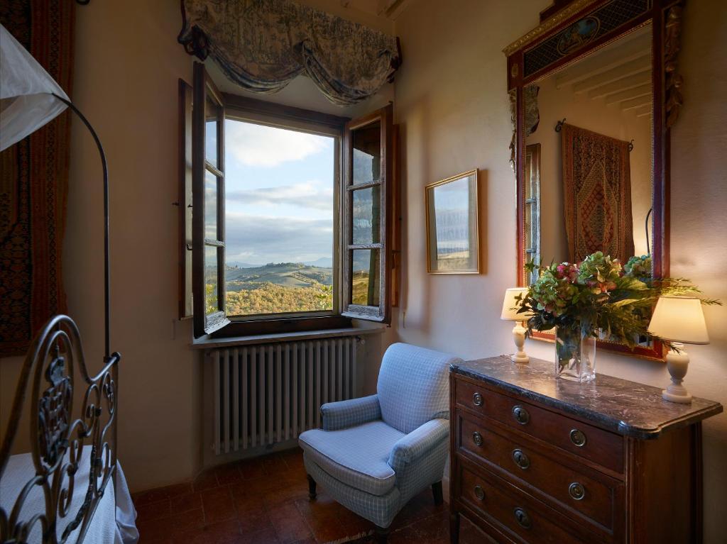 Borgo Lucignanello Bandini photo