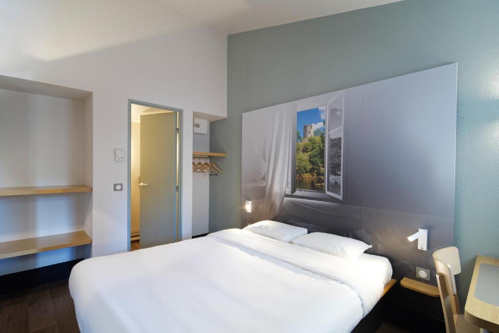 B&B HOTEL CHATEAUROUX Aeroport photo