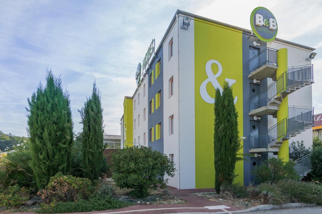 B&B HOTEL Valence Sud photo