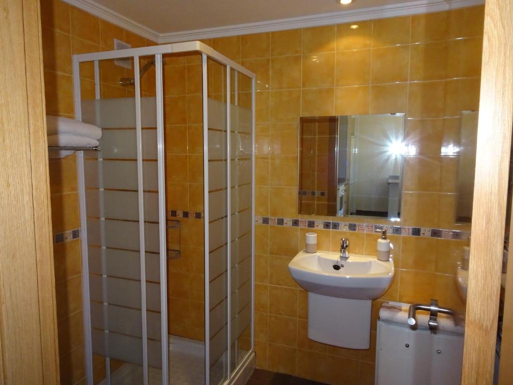 Calle Clemente Hernando Balmori nº7 - 5