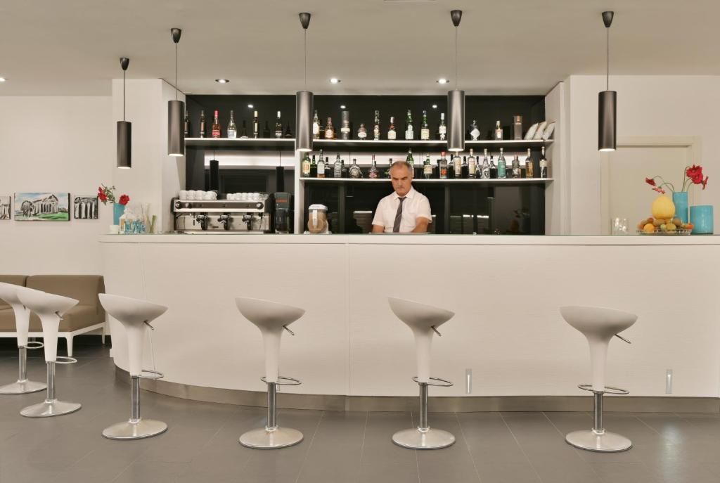 Bar/lounge