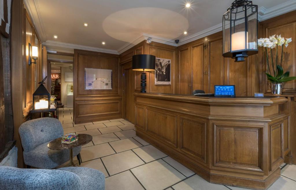 Hotel Dauphine Saint Germain photo