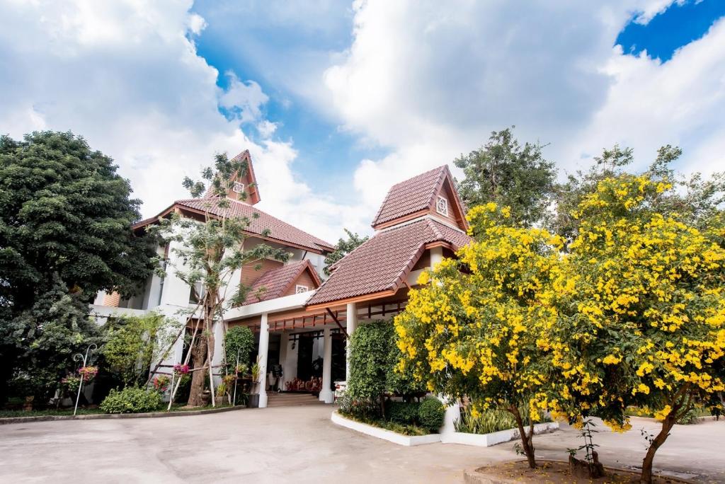 Wang Yaa Riverside Resort photo