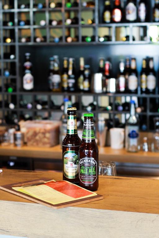 อาหารและเครื่องดื่ม