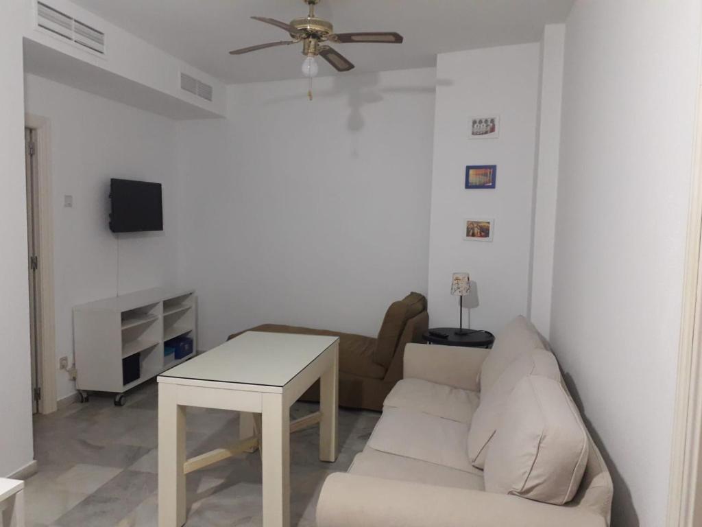 Two Bedrooms Leonor Davalos 2 - 3