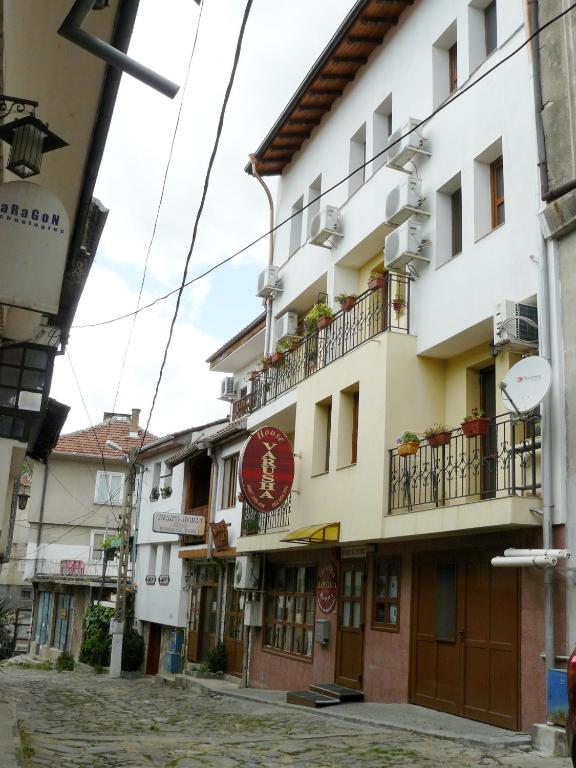 Family Hotel Varusha photo