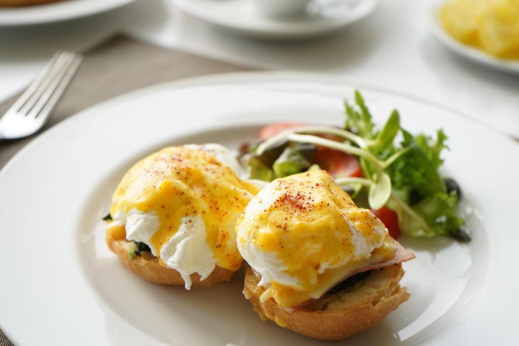 อาหารและเครื่องดื่ม