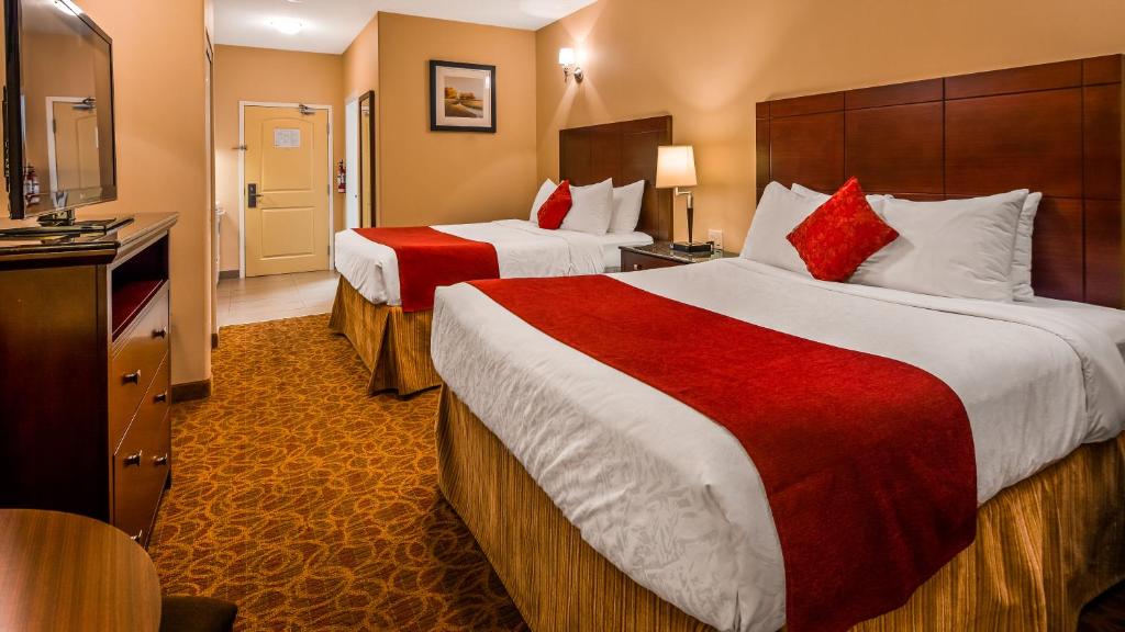 Best Western Williams Lake Hotel Photo 1